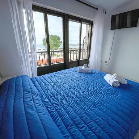 Πανσιόν Tamanaco 3000 3*