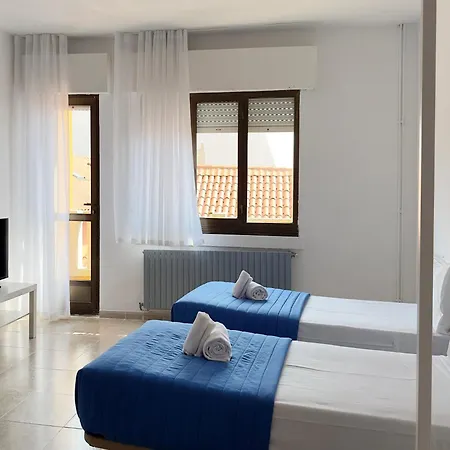 Πανσιόν Tamanaco 3000 3*